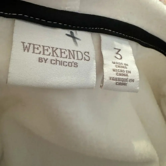 Weekend's By Chico's White/Black piping asym zip fleece vest with Hood 3/L - Picture 6 of 7